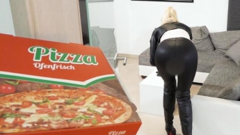 Der verfickte Pizzabote | Mit DIESEM Trick bekomm ich immer eine Gratis Pizza…!