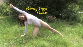 Peeing Yoga Pussy