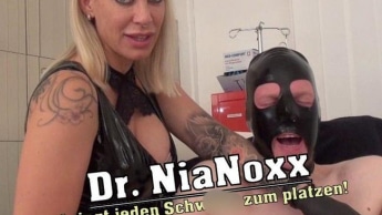 Dr. NiaNoxx bringt jeden Schwanz zum platzen!