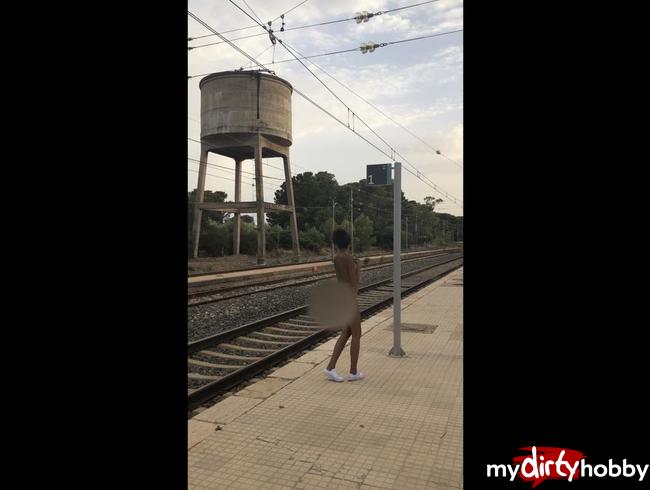 Öffentlich im Bahnhof