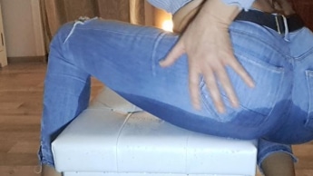 Meine Jeans mit meinem geilen Saft klatschnass gemacht????