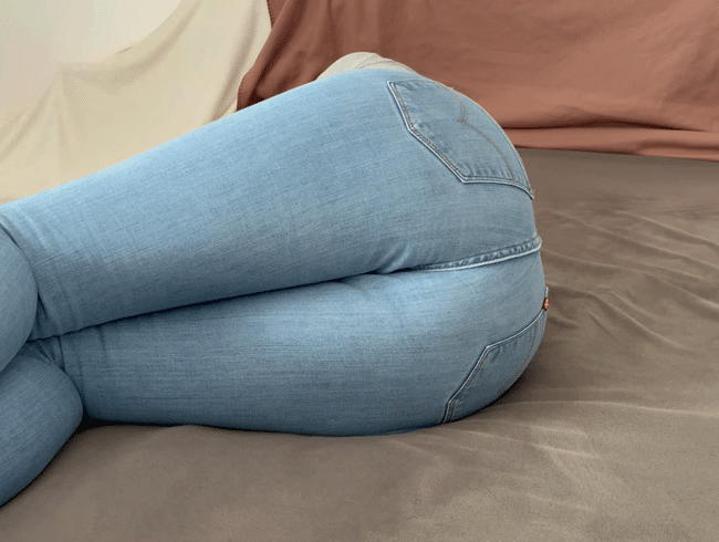 Powernap Jeans Bett Piss + Re-Wetting
