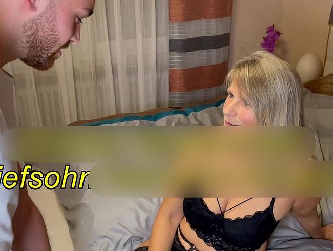 Zimmer Verwechselt – Stiefsohn bekommt Blowjob